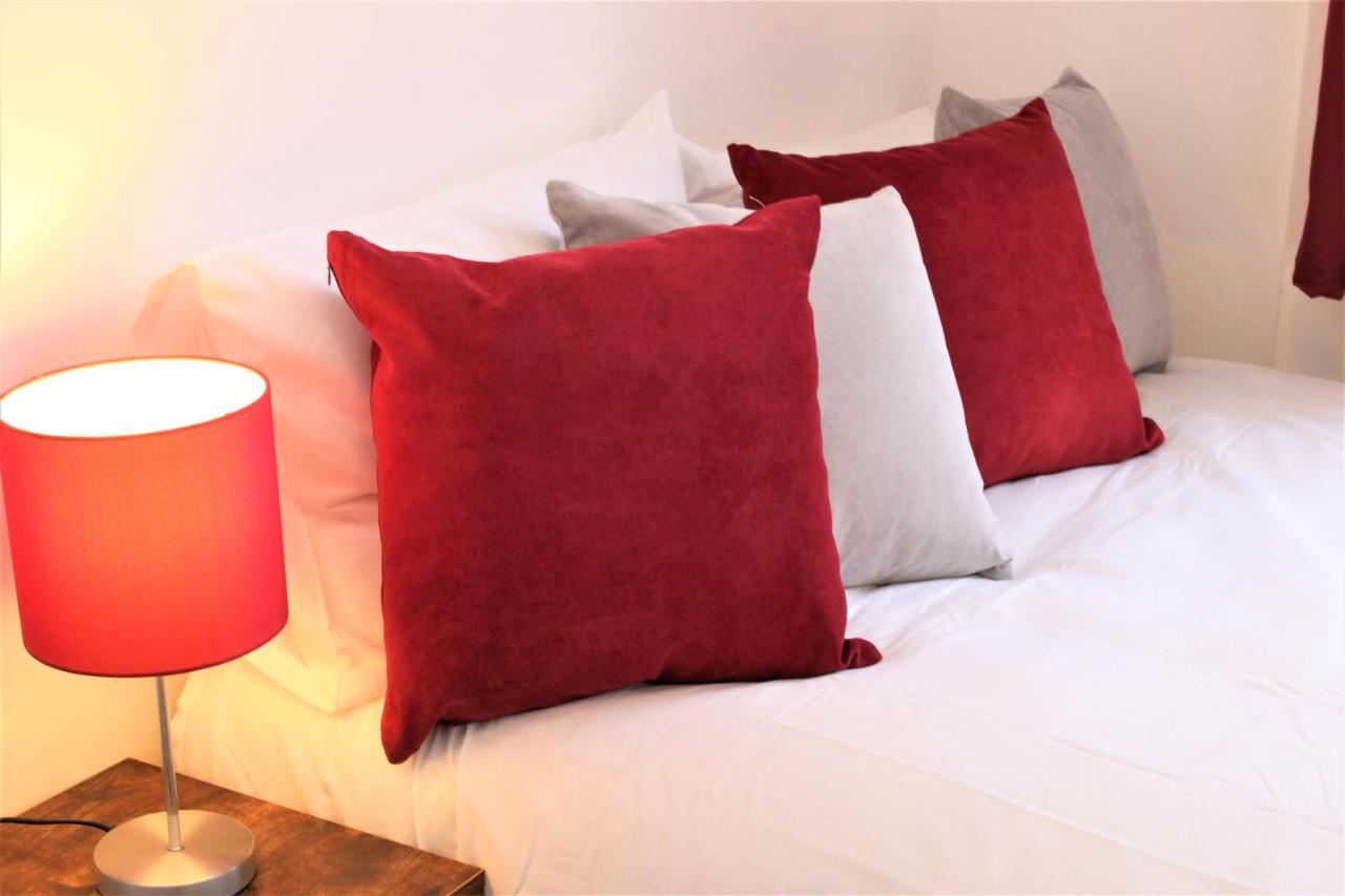 Three Bedroom Townhouse - Free Local Parking - By Property Promise Cardiff Luaran gambar