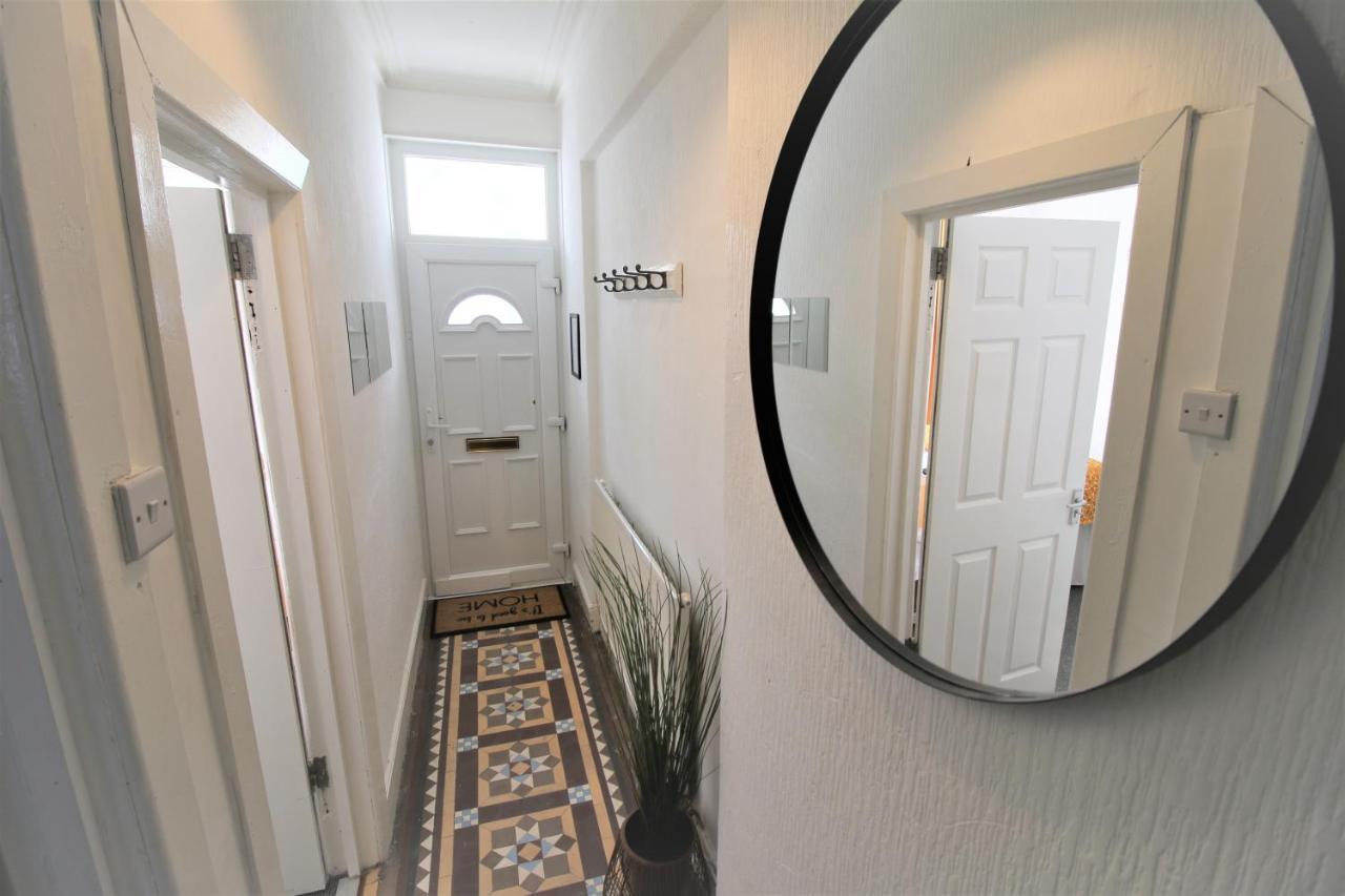 Three Bedroom Townhouse - Free Local Parking - By Property Promise Cardiff Luaran gambar