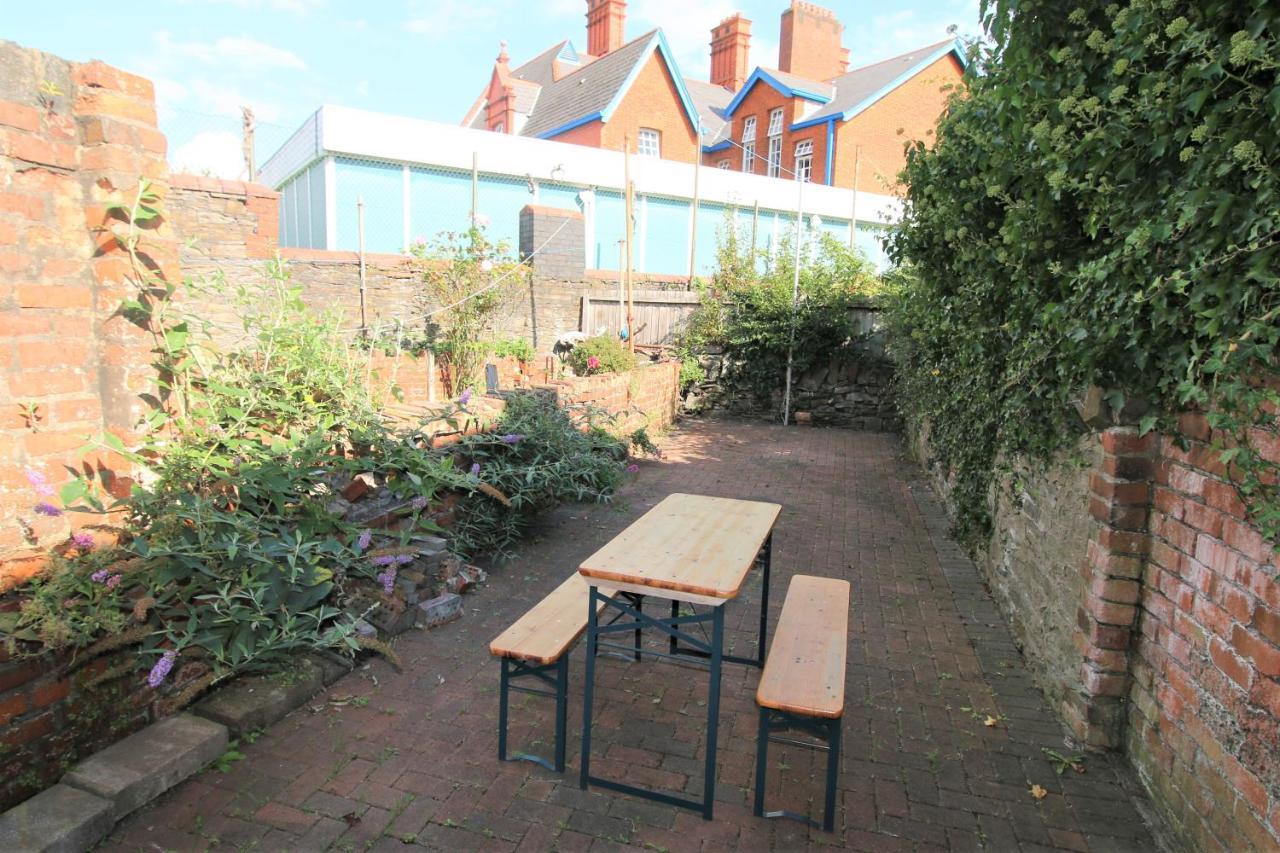 Three Bedroom Townhouse - Free Local Parking - By Property Promise Cardiff Luaran gambar